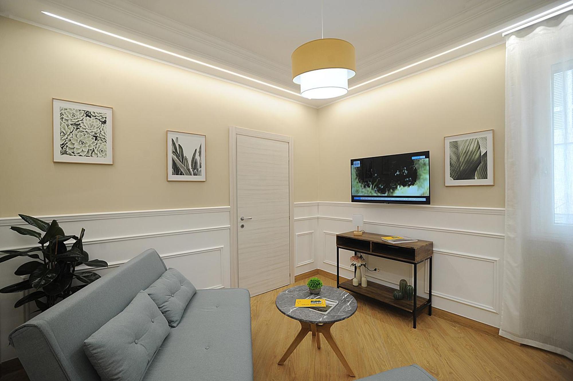 Mom Apartment Rooms&Suites Тиволи Экстерьер фото
