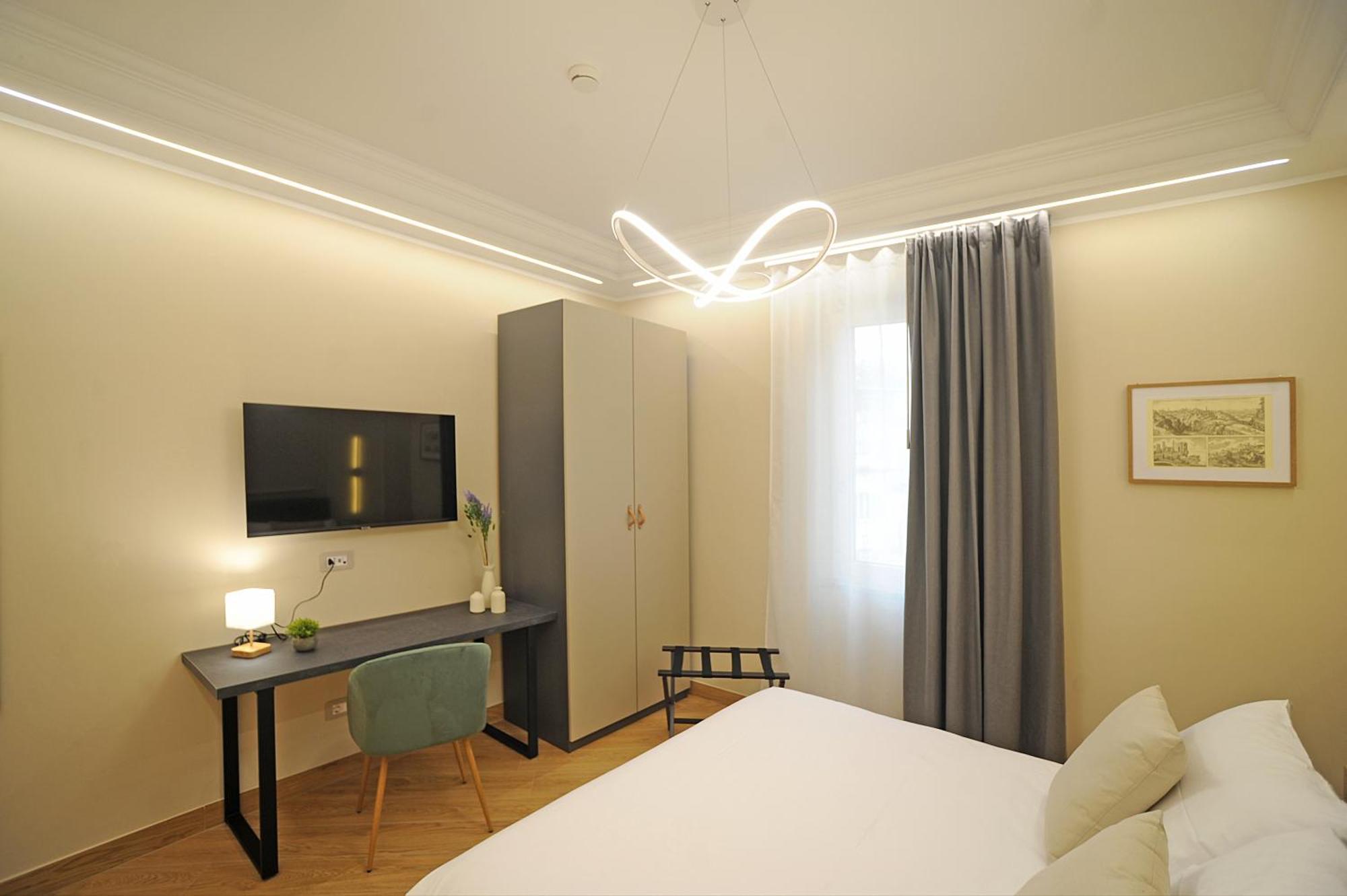 Mom Apartment Rooms&Suites Тиволи Экстерьер фото