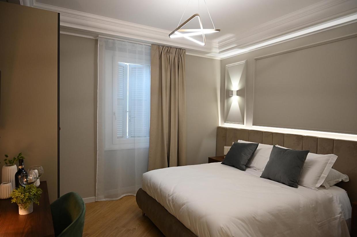 Mom Apartment Rooms&Suites Тиволи Экстерьер фото