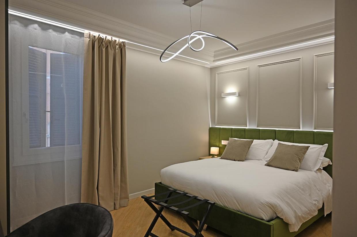 Mom Apartment Rooms&Suites Тиволи Экстерьер фото